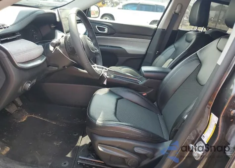 2022 Jeep Compass Latitude z USA, uszkodzony, nr VIN 3C4NJDBB8NT231750